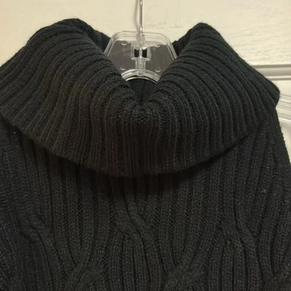 Evereve Open Shoulder Turtleneck Sweater - Picture 3 of 8